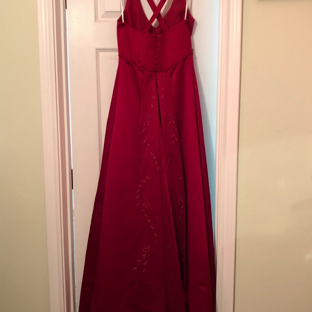 Red Pageant or Prom Dress - Picture 4 of 7